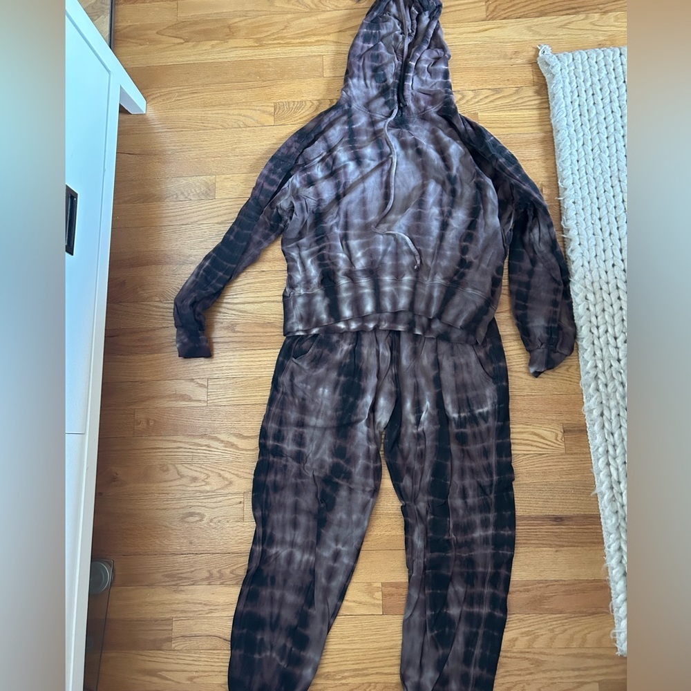 Young fabulous & Brooke purple tie die sweatsuit. Worn once size M